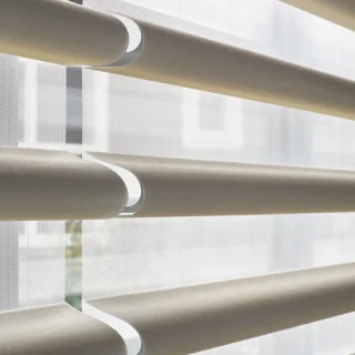 Pirouette-hunter-douglas-1.webp